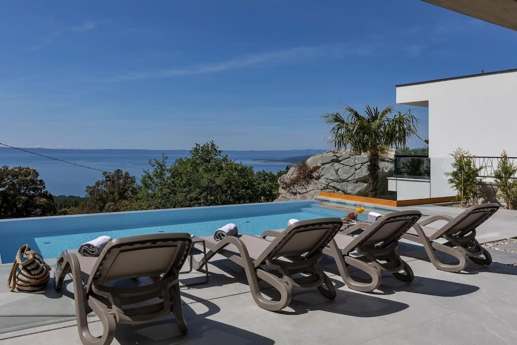 Villa Marta - Luxury Villa Baska Voda Luaran gambar